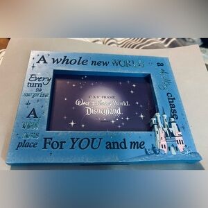 Disney World/Disneyland Aladdin & Jasmine  Blue Wooden Resin Picture Frame